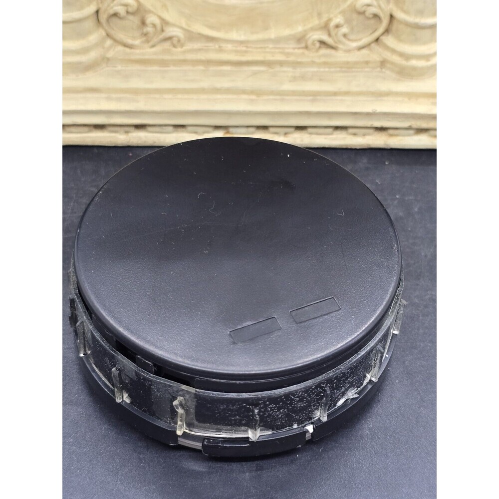 Standing Elephants Clock Mantle Free Standing Ivory Resin 10" Battery Operated - Picture 15 of 15